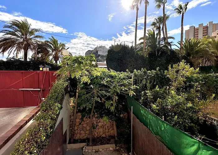 Playa Poniente Дом отдыха